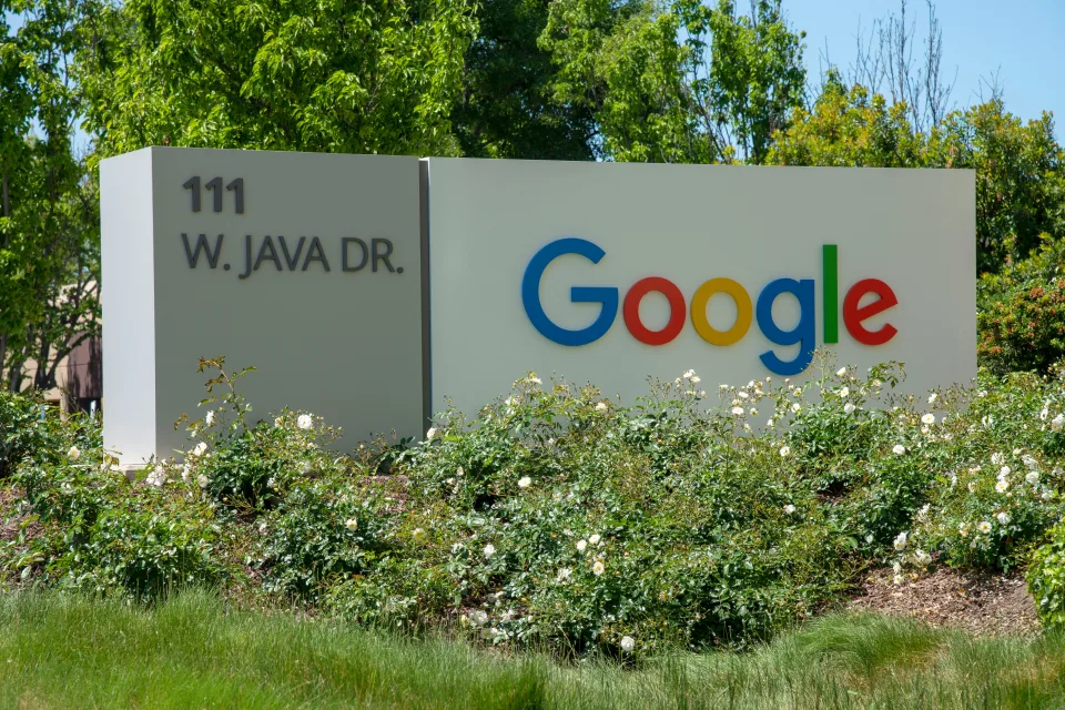 Google sekali lagi menunda pemblokiran cookie pihak ketiga di Google Chrome